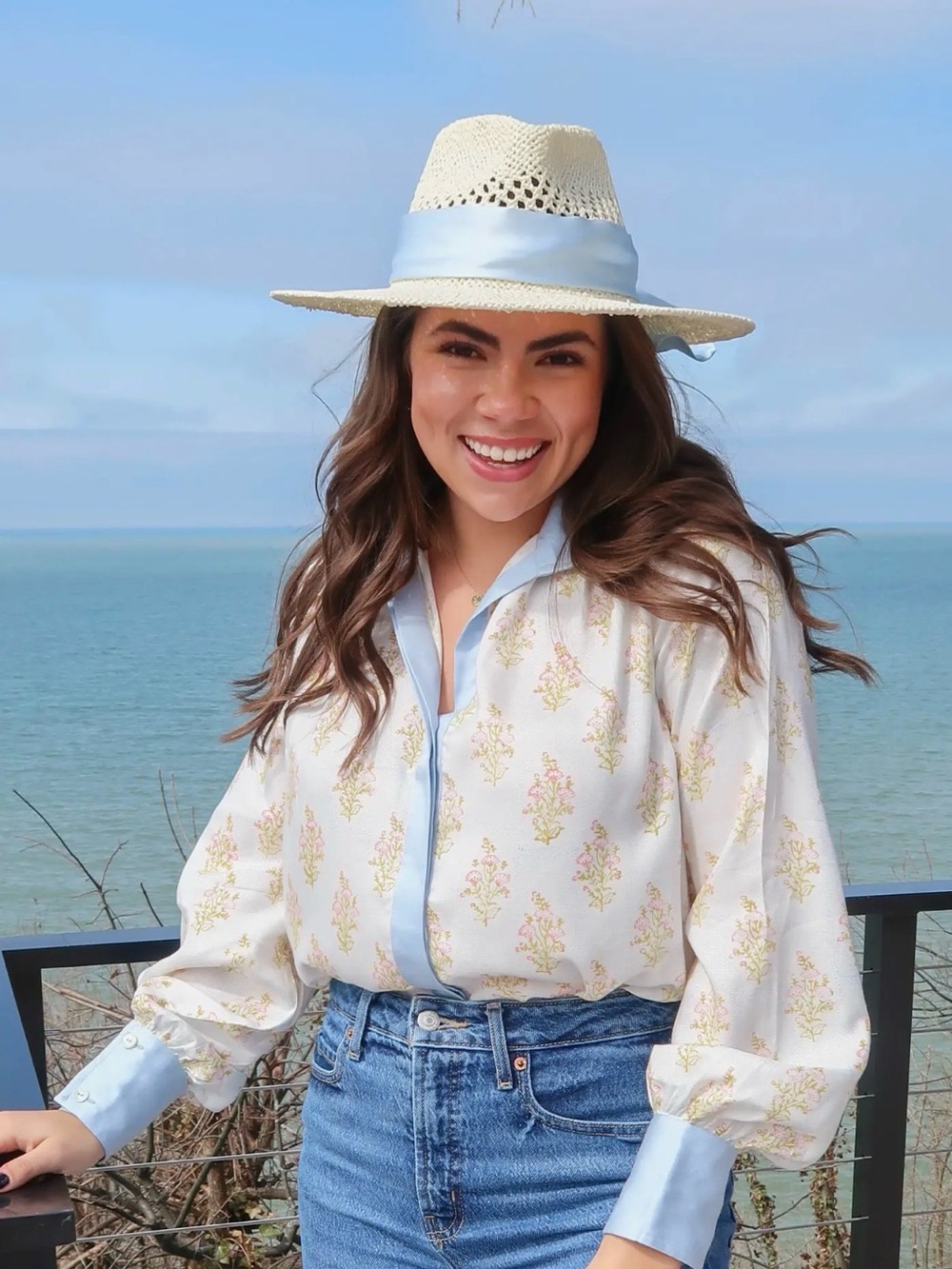 Hey Friends The Label Harbor Block Print Light Blue Trim Floral Blouse Small S